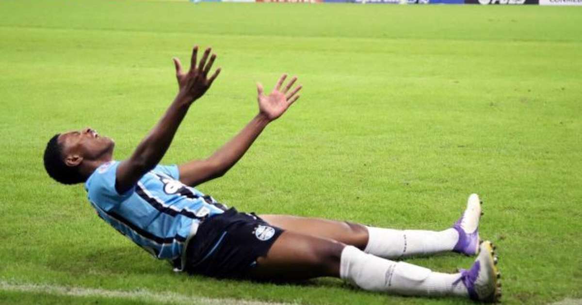 Grêmio vence com placar apertado e avança em 2º na Sul-Americana