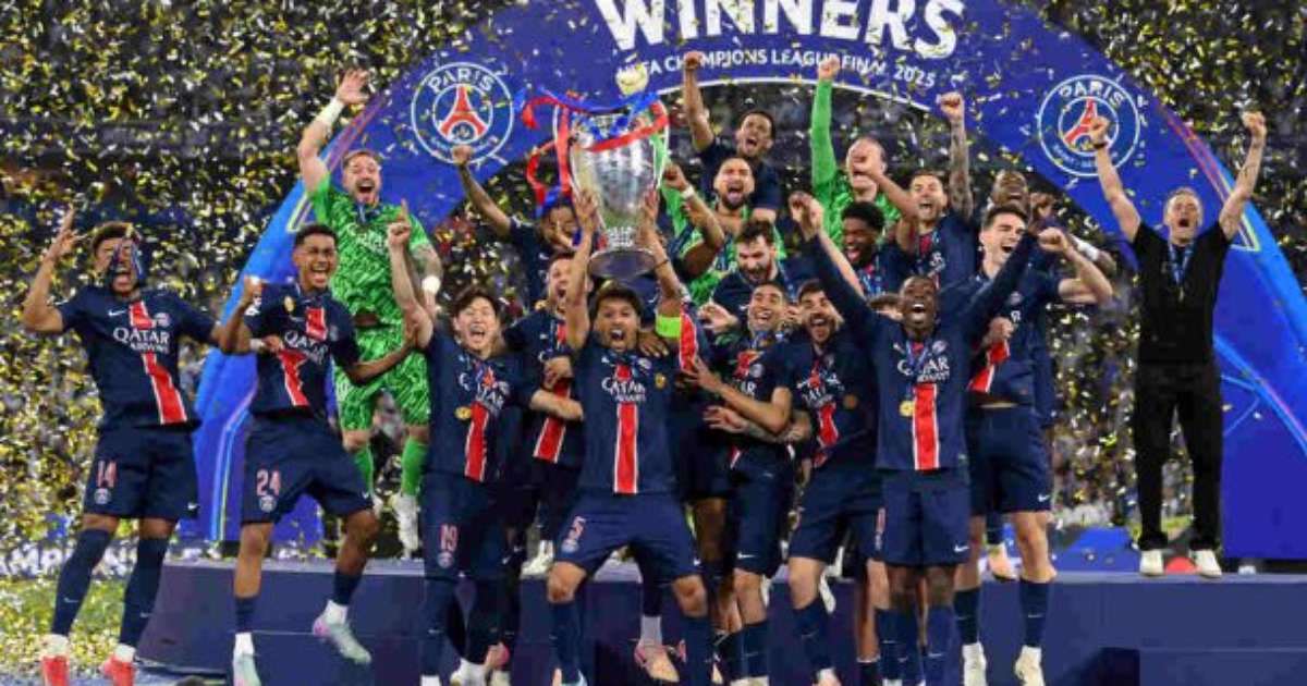 Neymar parabeniza psg pelo título da champions
