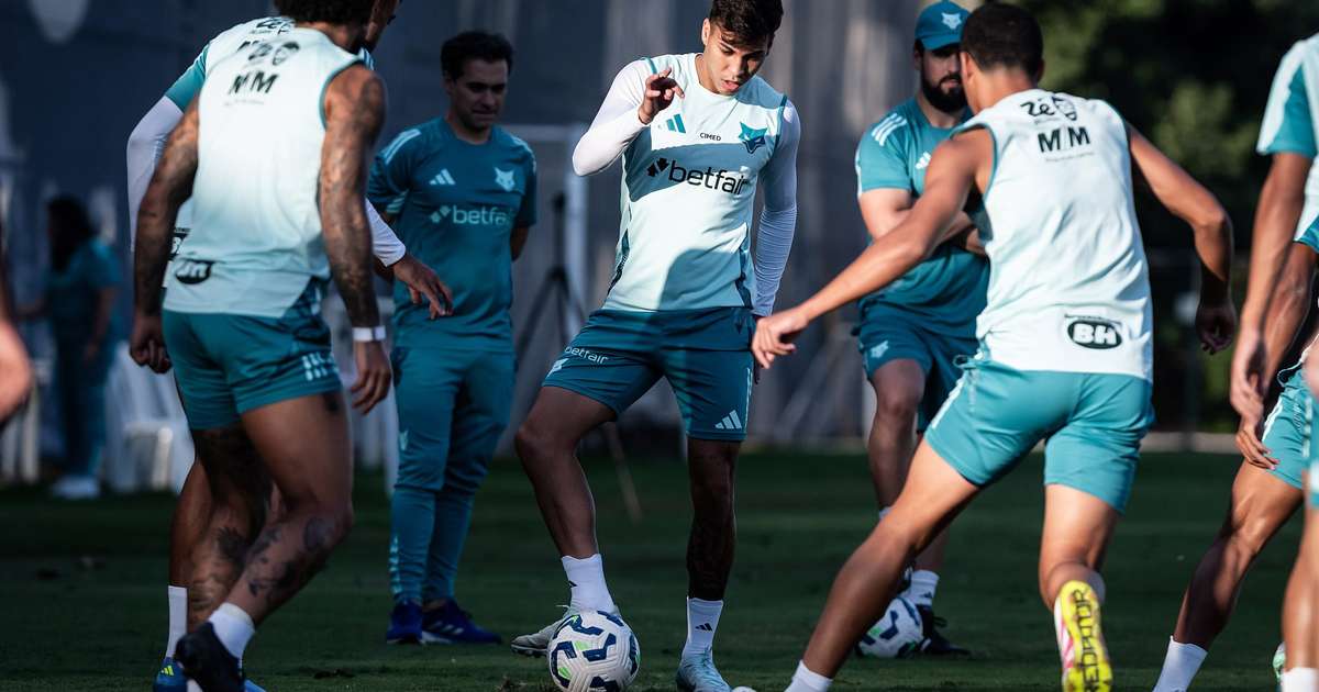 cruzeiro e palmeiras disputam liderança do brasileirão no mineirão