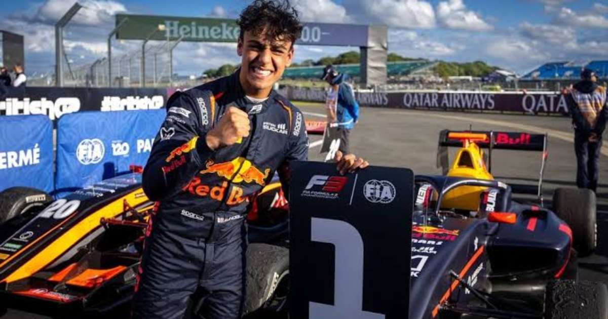 F2: Arvid Lindblad domina e vence em Barcelona
