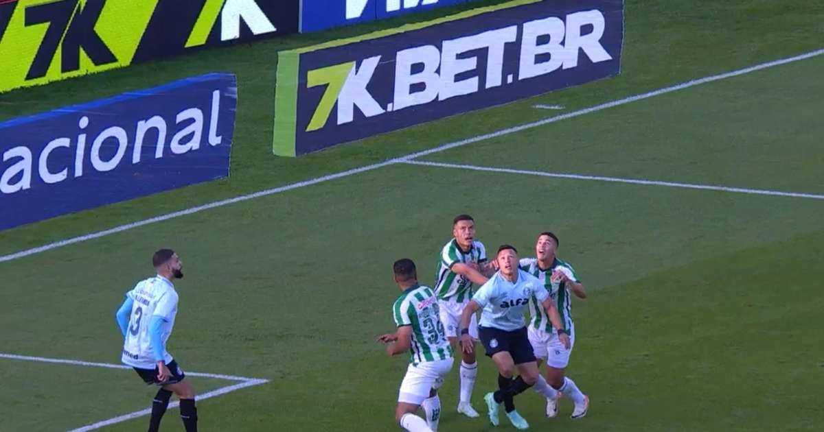 Var divulga áudio em lances de pênaltis no confronto entre Juventude e Grêmio