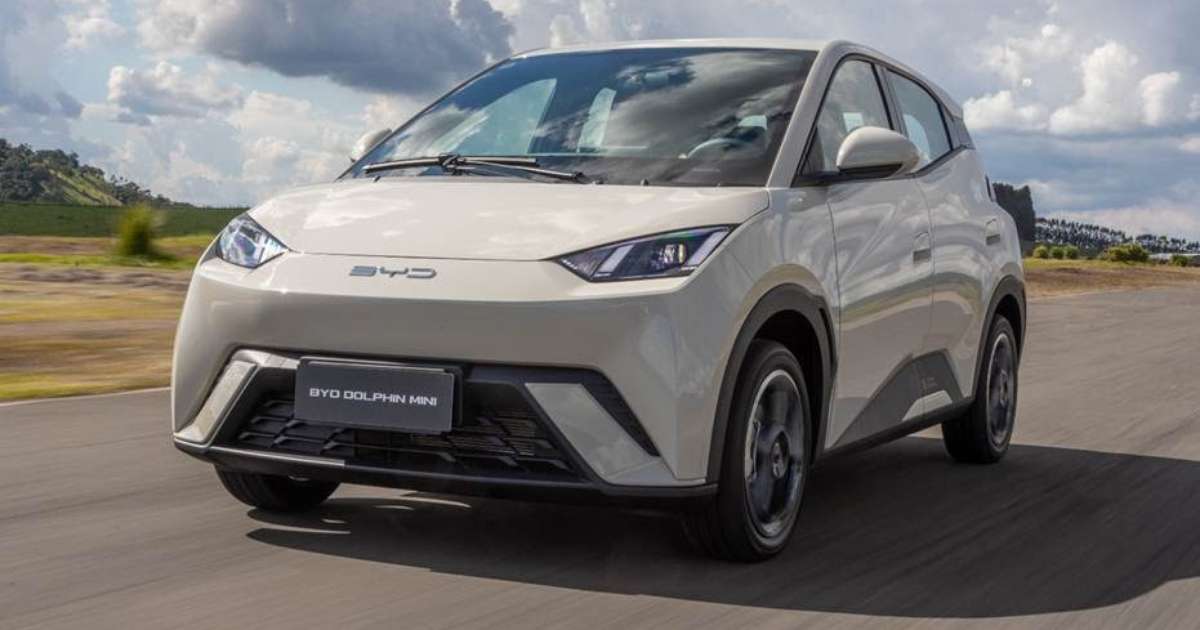Em 2025, carros eletrificados já representam 9,8% do mercado