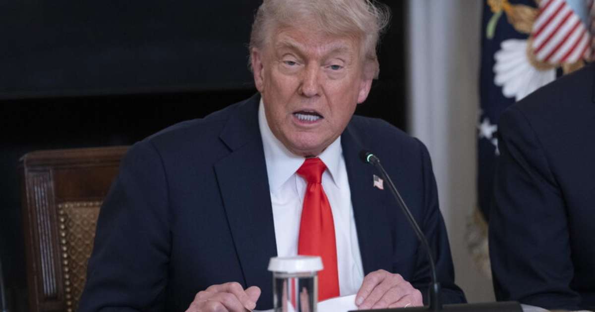 Após guerra tarifária, Trump confirma acordo comercial com China