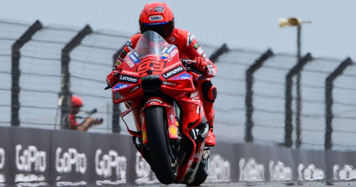 MotoGP: Márquez domina treino classificatório em Aragón