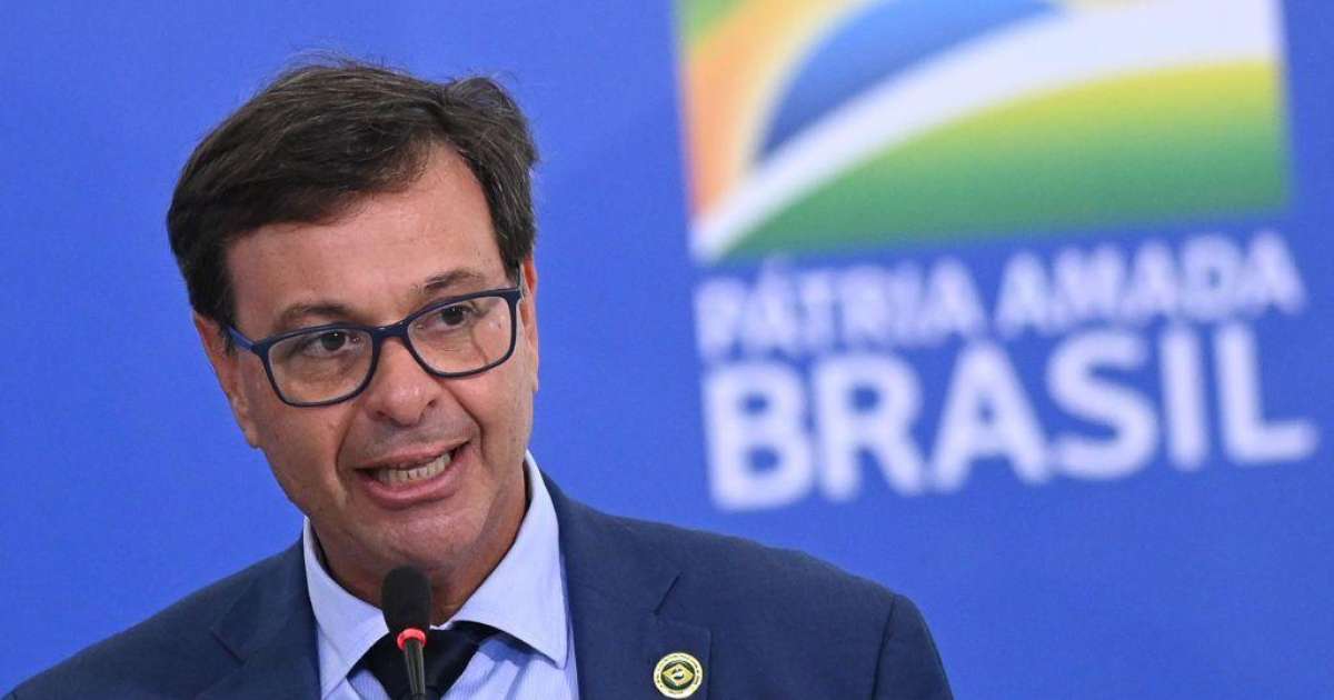 PF prende ex-ministro Gilson Machado por tentar passaporte português para Mauro Cid; o que se sabe