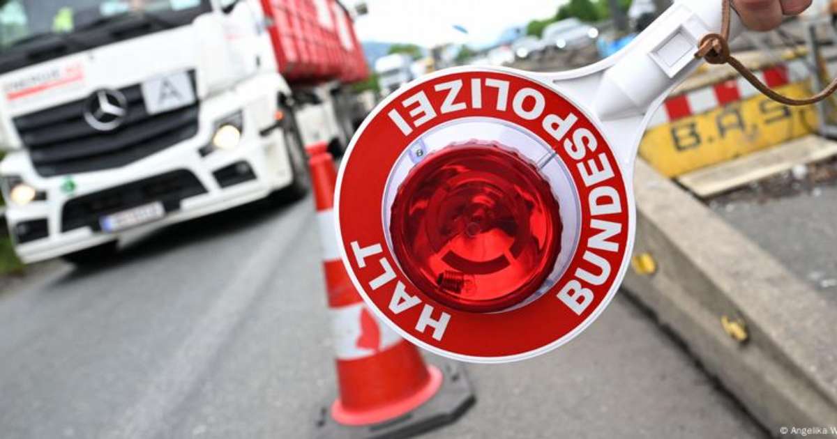 Schengen Zone at 40: Border Controls Threaten Free Movement Legacy
