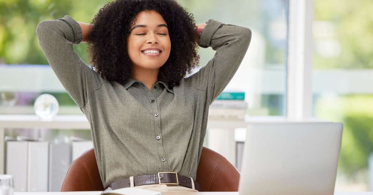 Equilíbrio Entre Saúde Mental e Carreira: 5 Dicas Essenciais para Mulheres
