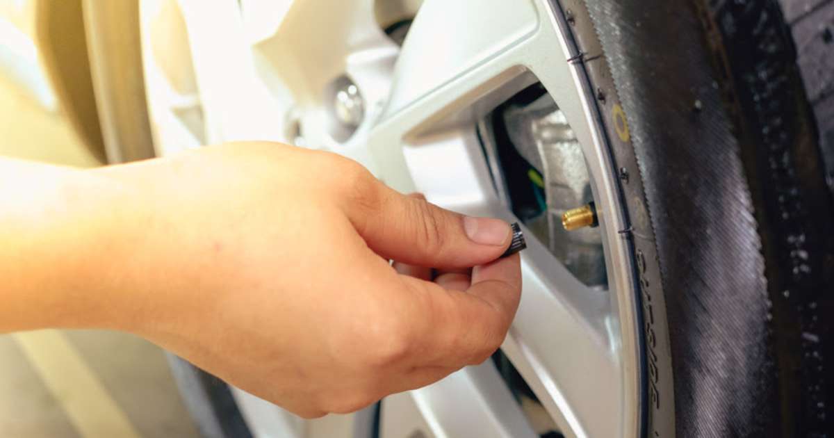 Rodízio de pneus garante mais segurança ao carro e economia na direção