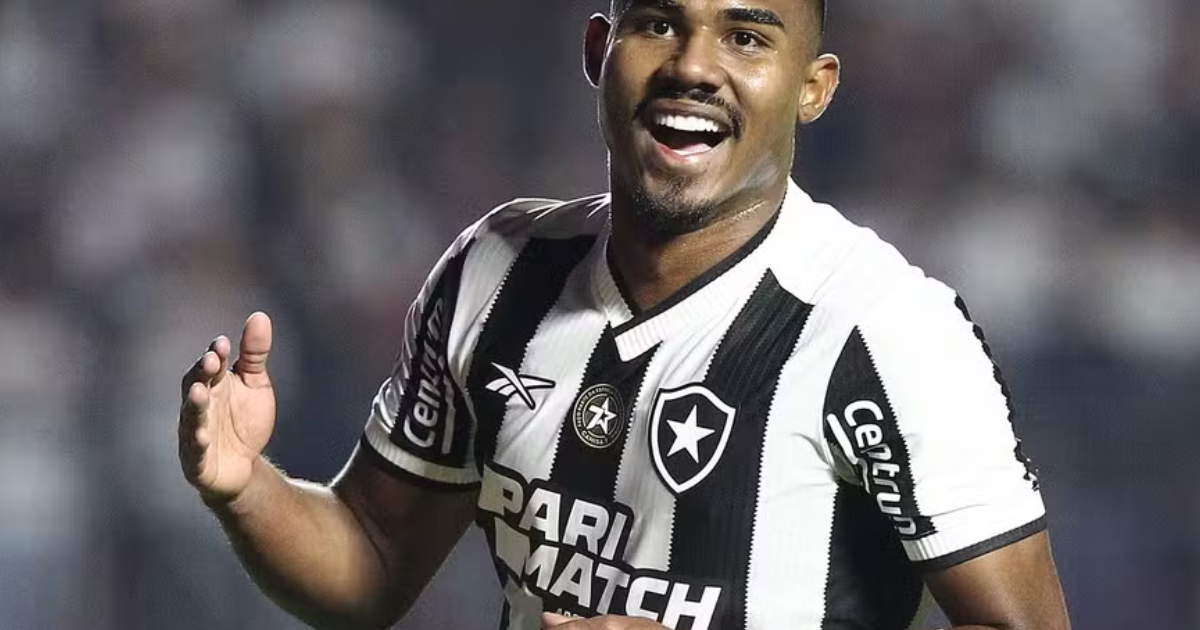 Repercussão da torcida do Grêmio sobre desempenho de Cuiabano diante do Botafogo.