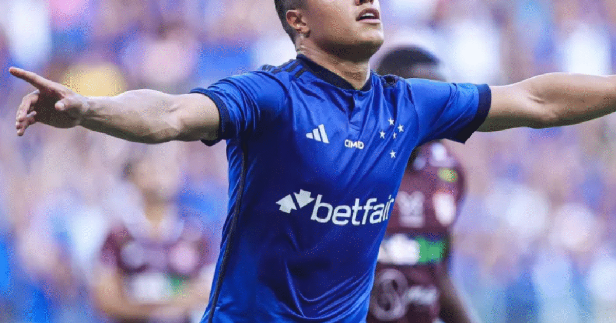 Grêmio fará reforço milionário ao Cruzeiro para fortalecer elenco.