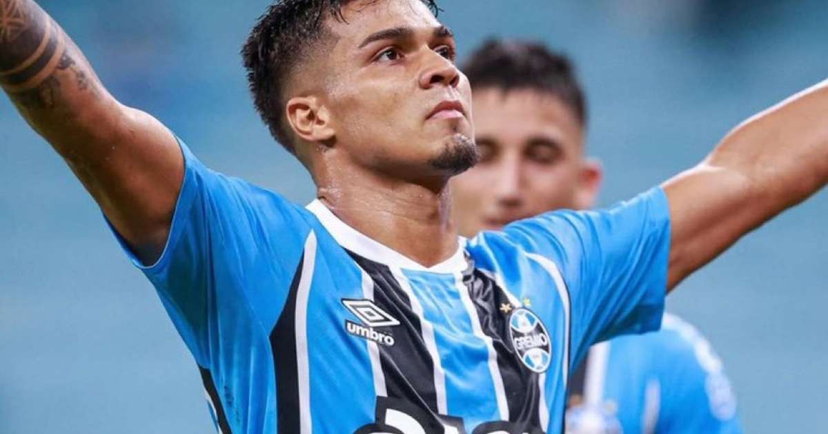 Grêmio Adota Medida em Relação a Contratação de Arezo após Polêmica