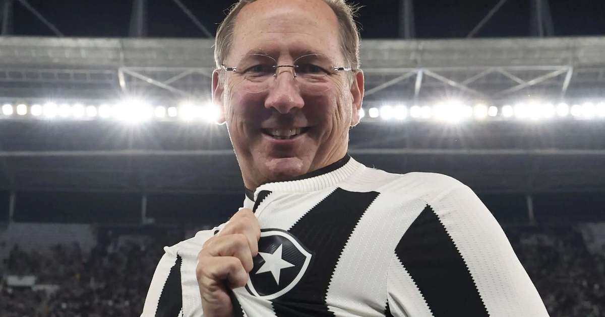 John Textor responde proposta oficial do Grêmio por Adryelson