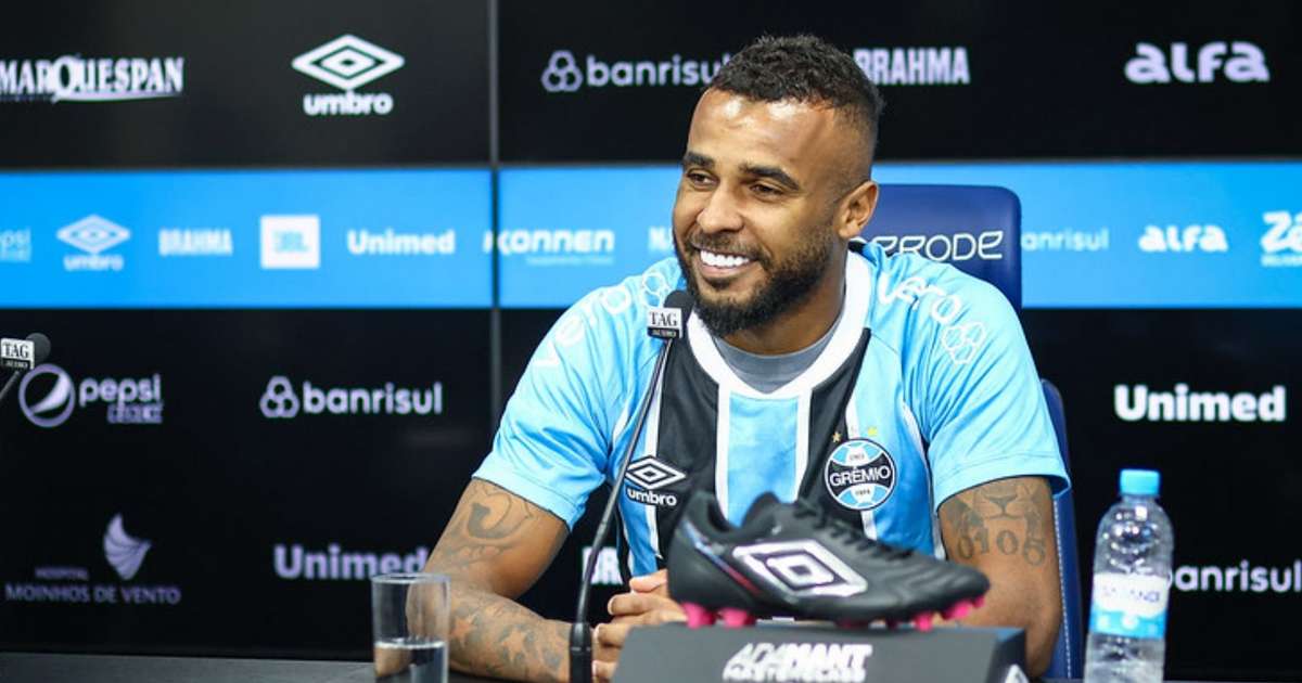 Alex Santana dispara crítica ao Corinthians: Declaração incisiva agita bastidores do futebol