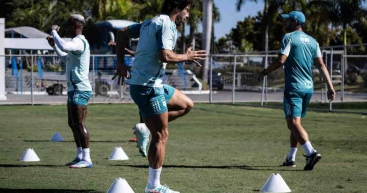 Cruzeiro volta aos treinos após duas semanas de descanso