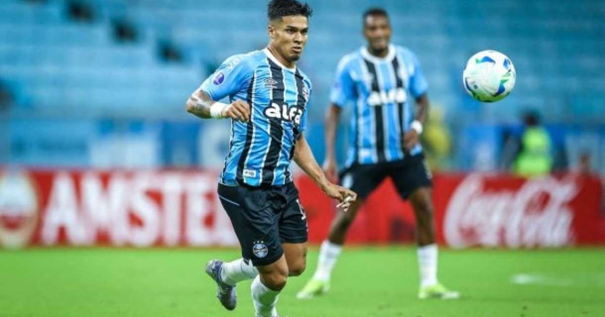 Grêmio analisa proposta recebida por atacante.