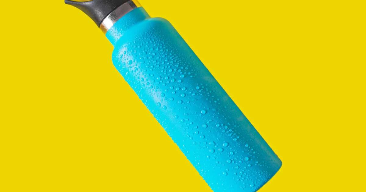 Veja a importância de limpar corretamente a garrafa térmica