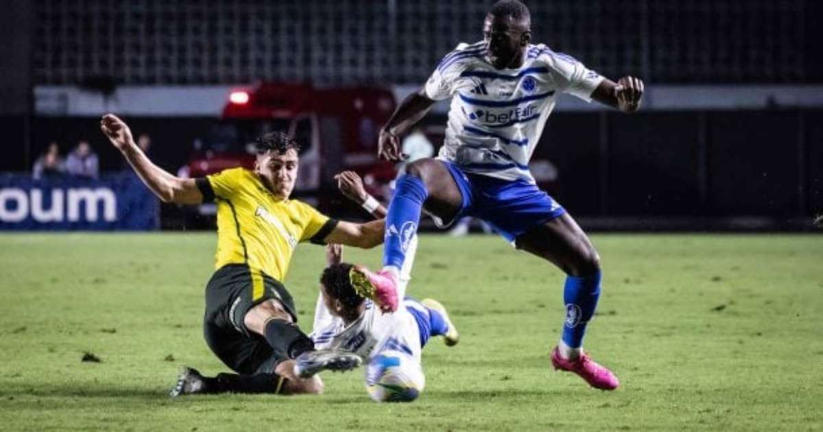 Cruzeiro derrotado pelo Defensa y Justicia em amistoso da Vitória Cup.