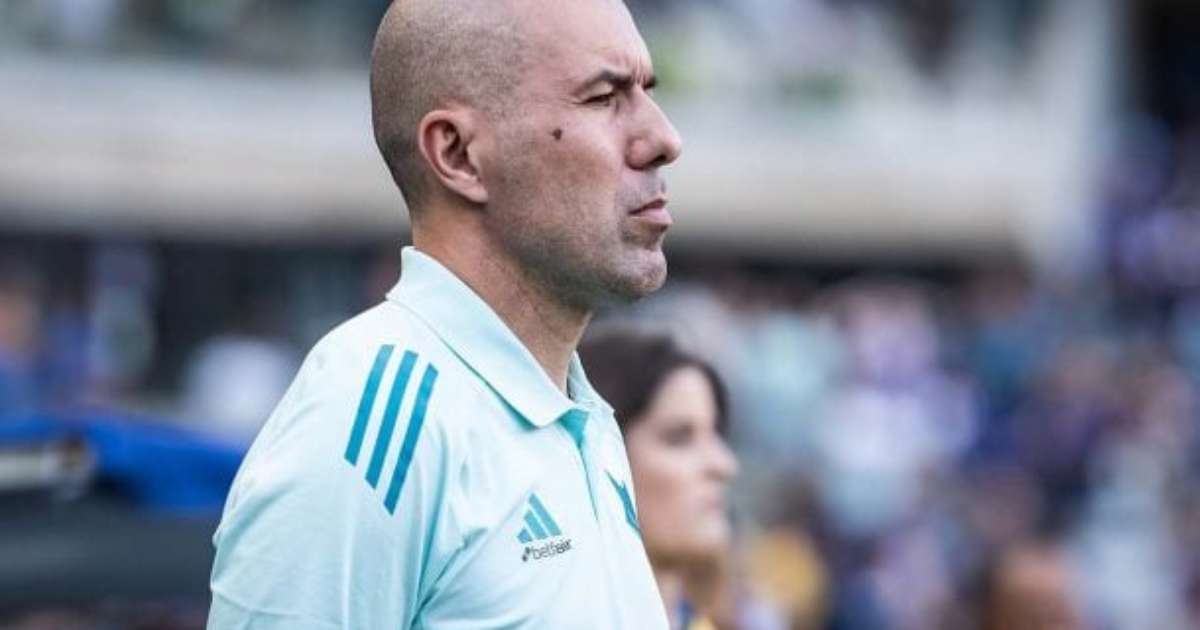 Leonardo Jardim destaca importância de torneio nos testes do Cruzeiro antes da retomada.