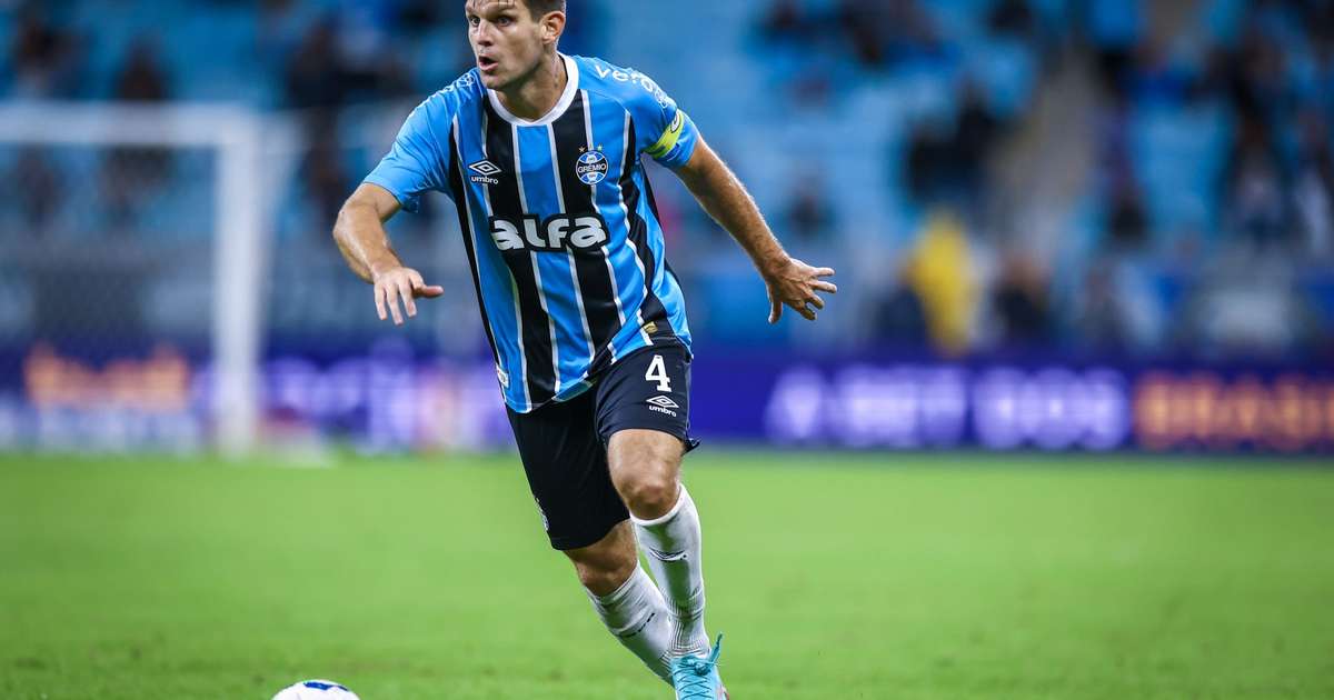 Grêmio enfrenta São José na decisão da Recopa Gaúcha na Arena.