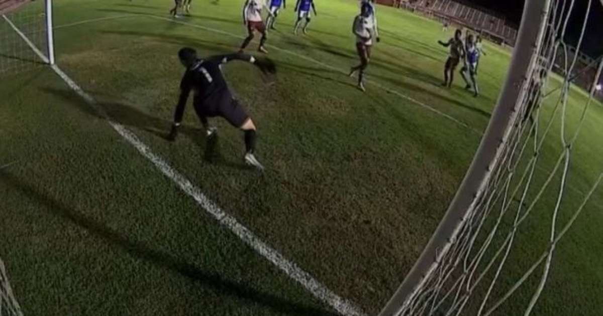 cruzeiro arrasa no primeiro tempo e avança às quartas do brasileiro sub-20.