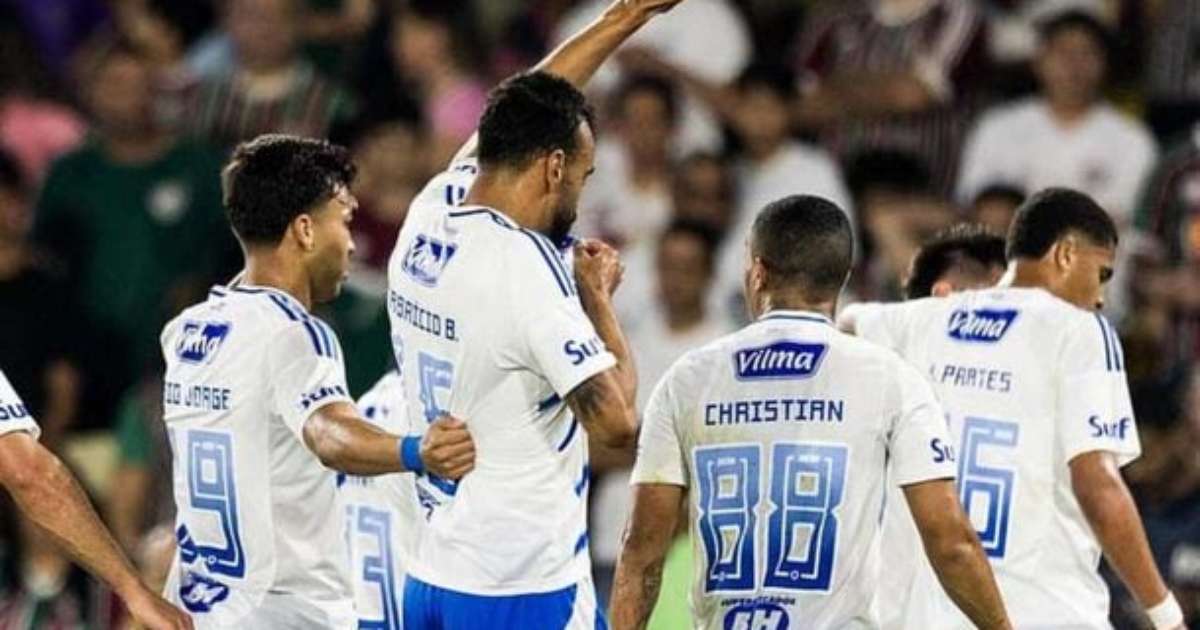 Rodada de surpresas: novo líder assume Brasileirão em jogo emocionante.