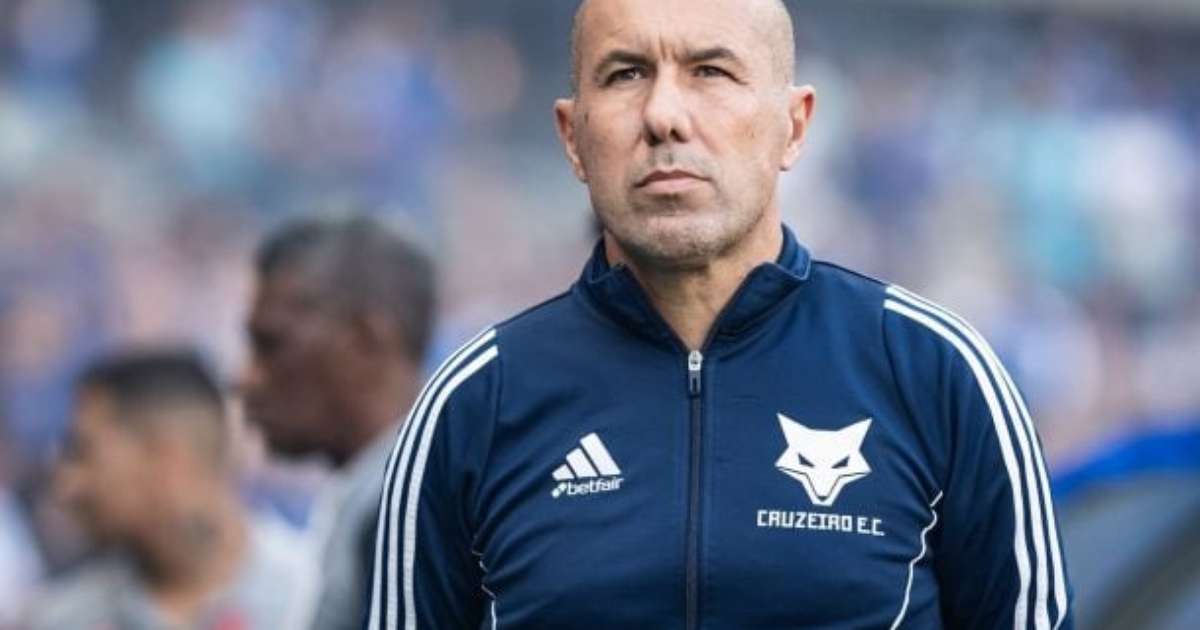 Leonardo Jardim destaca importância do grupo cruzeirense.