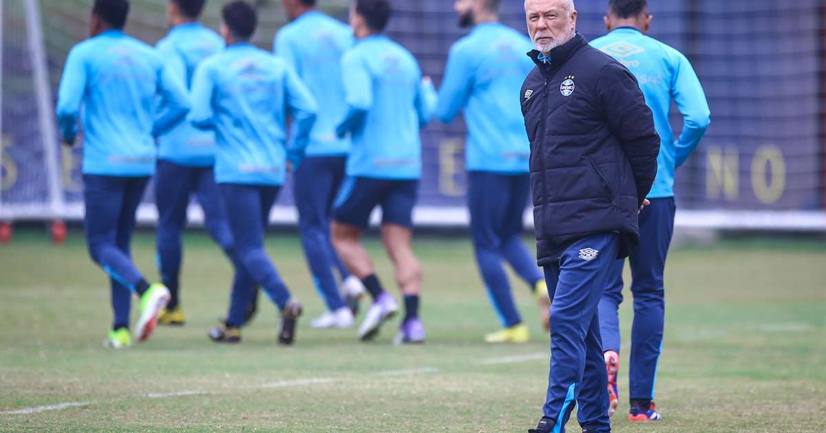 Grêmio acerta contratação de atacante com experiência em clubes brasileiros e europeus