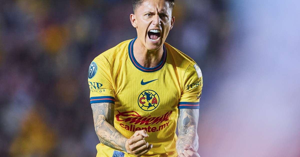 Cruzeiro avalia contratação de atacante uruguaio