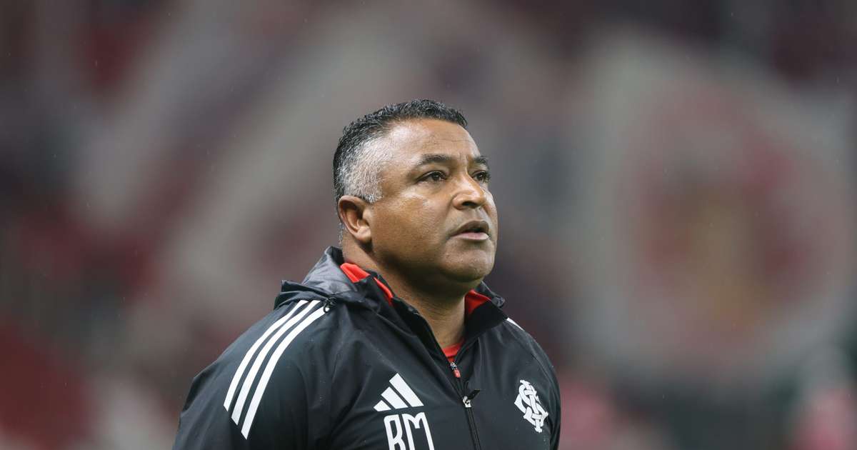 Roger Machado faz duras críticas ao primeiro tempo do Inter: 