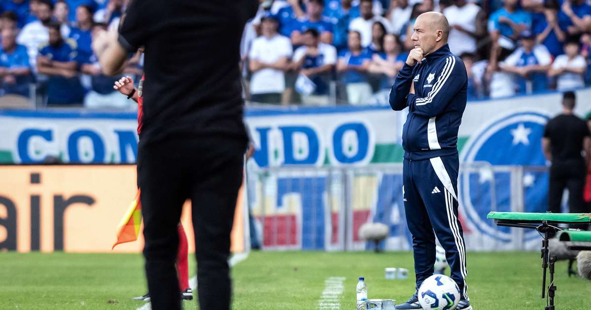 Eficiência da equipe de Leonardo Jardim é questionada após derrota para o Ceará