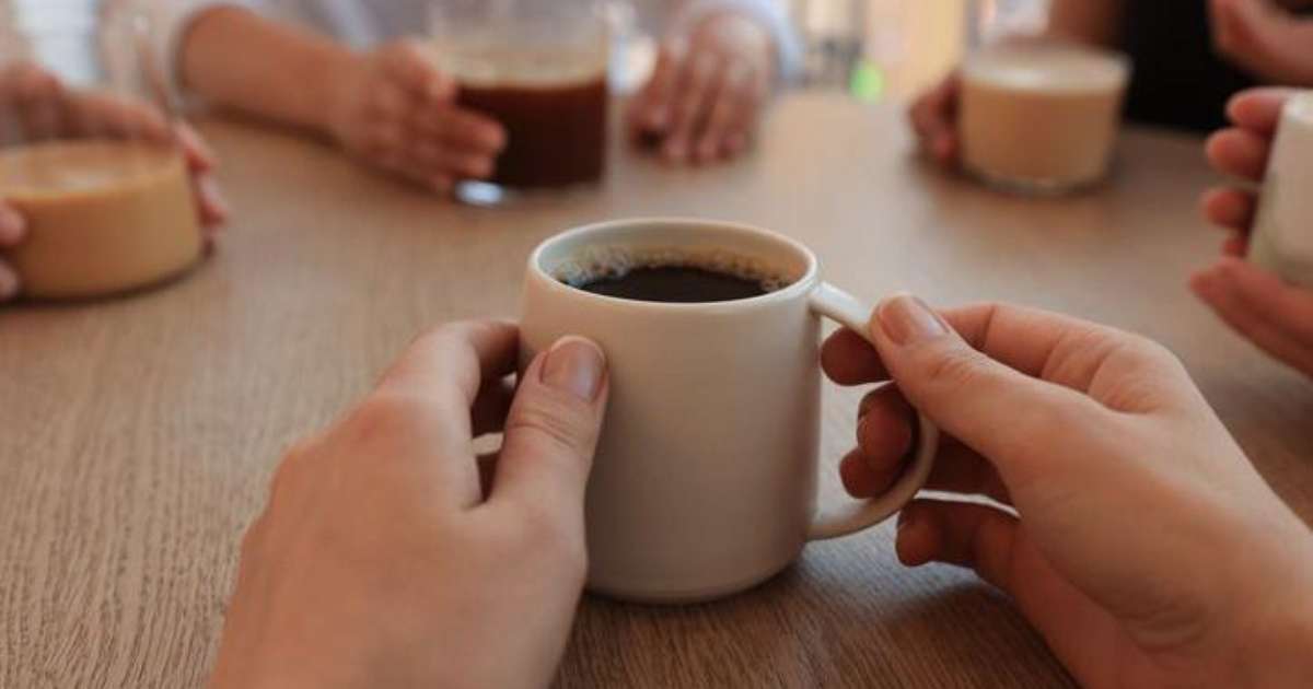 O que aprendi ao participar de 'cafés da morte' em Londres