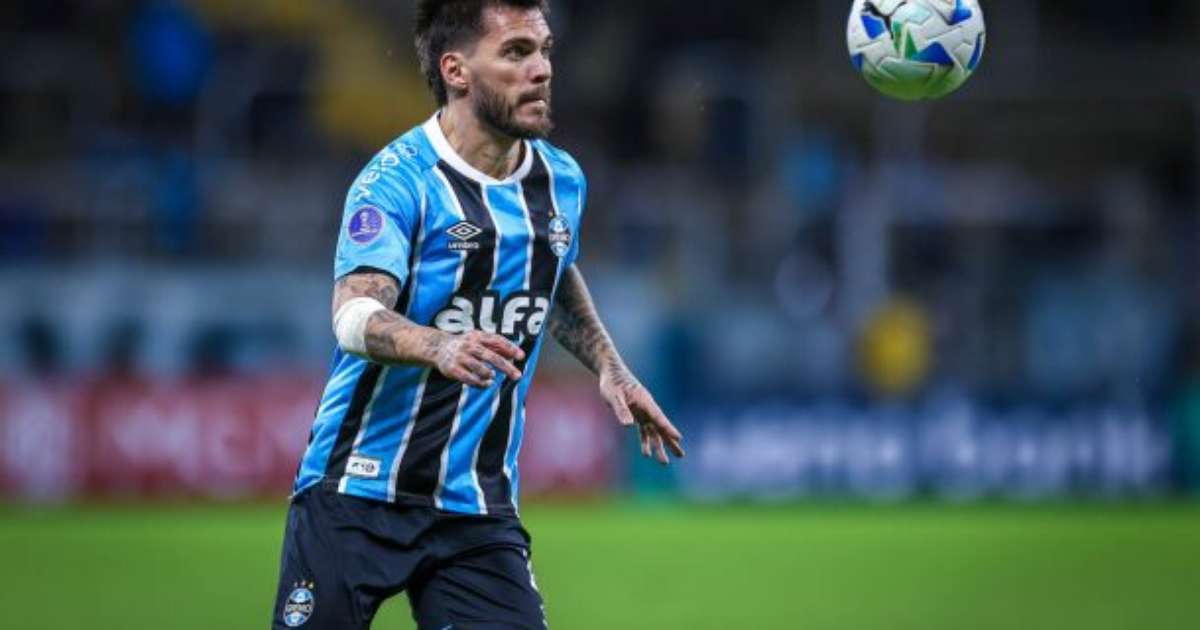Grêmio encaminha saída do jogador Nathan Pescador do clube.