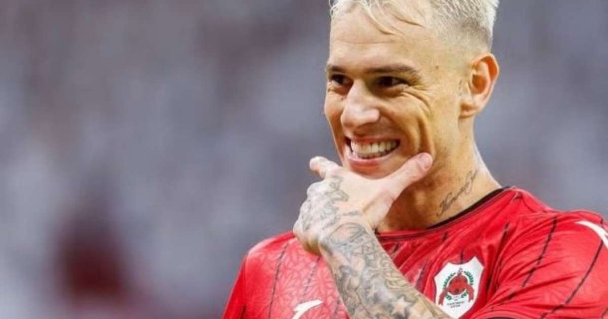 Grêmio desiste e Róger Guedes se destaca em partida pelo Al Rayyan