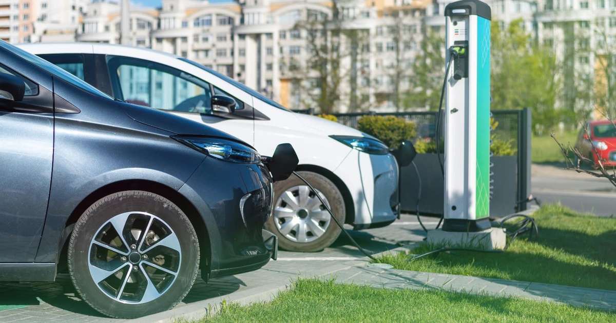 Imposto alto de carros elétricos atrasa a transição energética no Brasil