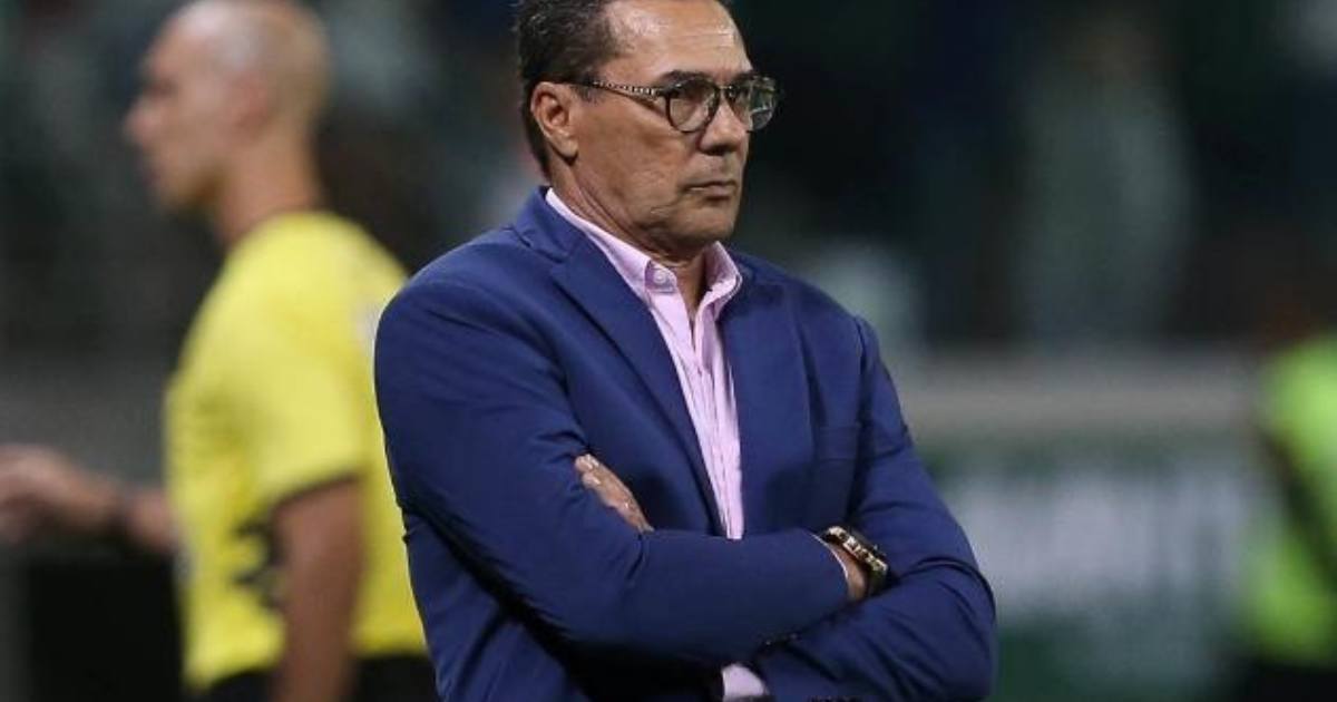 Luxemburgo elege melhor atacante do Brasileirão e faz alerta no futebol.