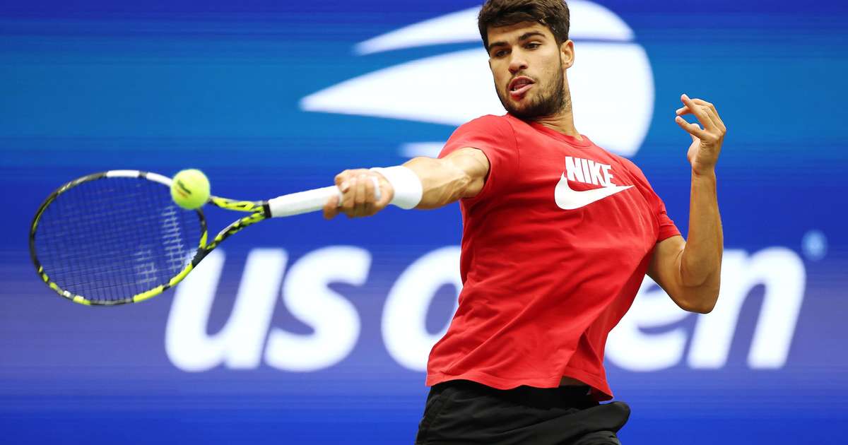 Alcaraz anuncia desistência de Roma e Roland Garros e pode ver Sinner disparar na ponta do ranking