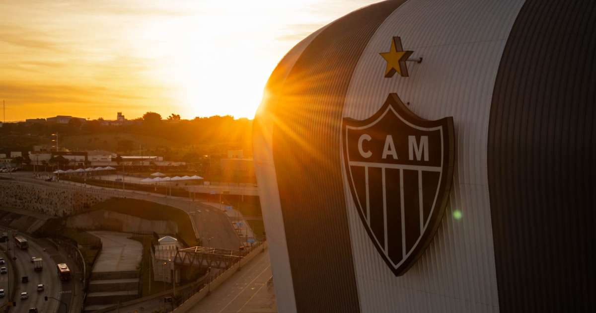 Milho é arremessado nos arredores da Arena MRV durante clássico Atlético-MG x Cruzeiro