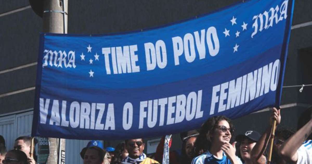 Cruzeiro realiza recorde de público em jogo do futebol feminino em Minas Gerais