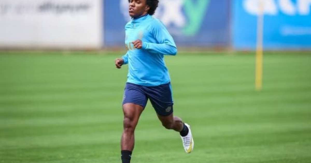Mano Planeja Adiar Estreia de Willian pelo Grêmio Apenas para Gre-Nal