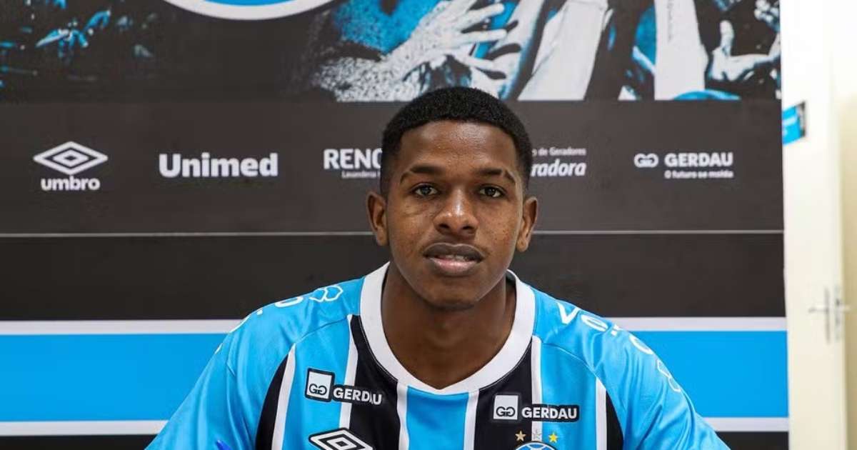 GRÊMIO TEM NOVA PROMESSA? Joia panamenho chega para reforçar equipe