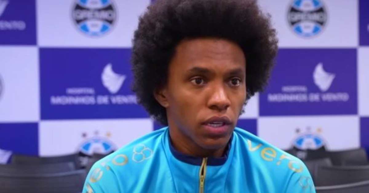 Reencontro de Willian, Carlos Vinícius e Mano no Grêmio fortalece equipe.