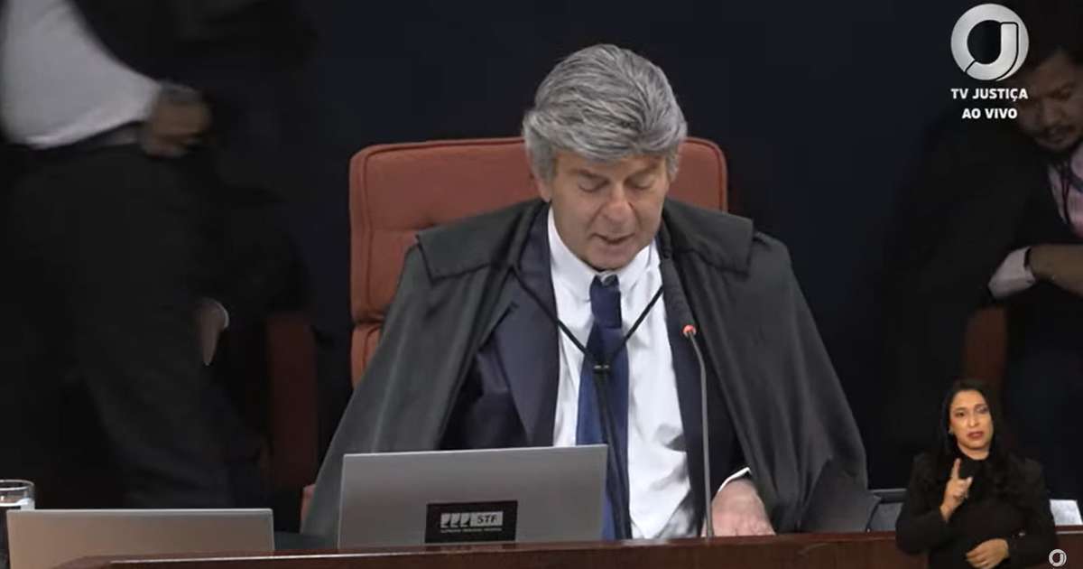 Após atritos, Fux elogia voto de Moraes e ’humor especial’ do 'atraente' Dino