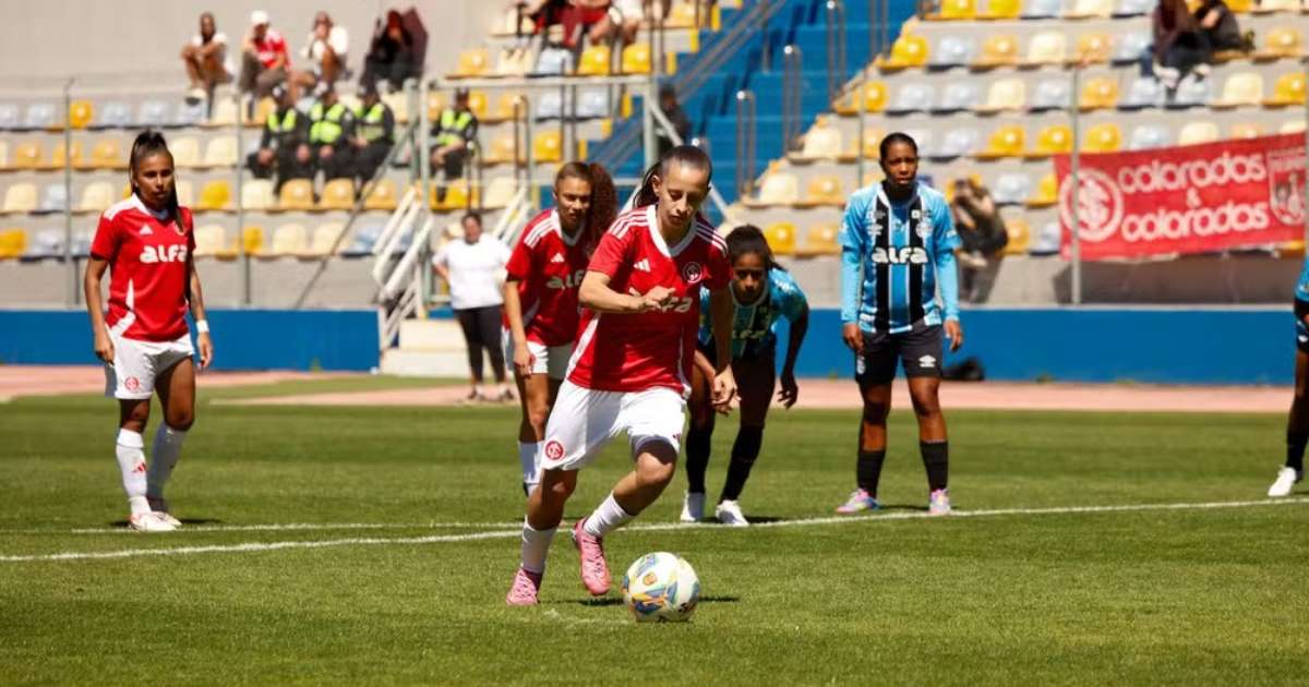 Inter quebra tabu contra o Grêmio e vence Gre-Nal de forma convincente