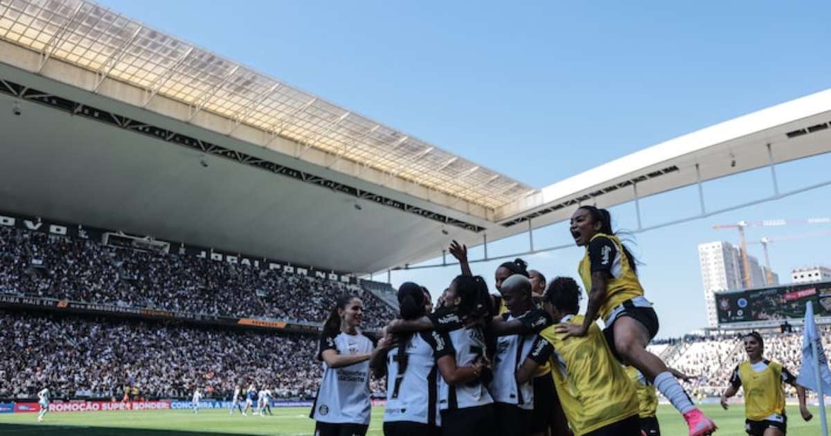 Corinthians conquista hexacampeonato brasileiro feminino ao vencer Cruzeiro.