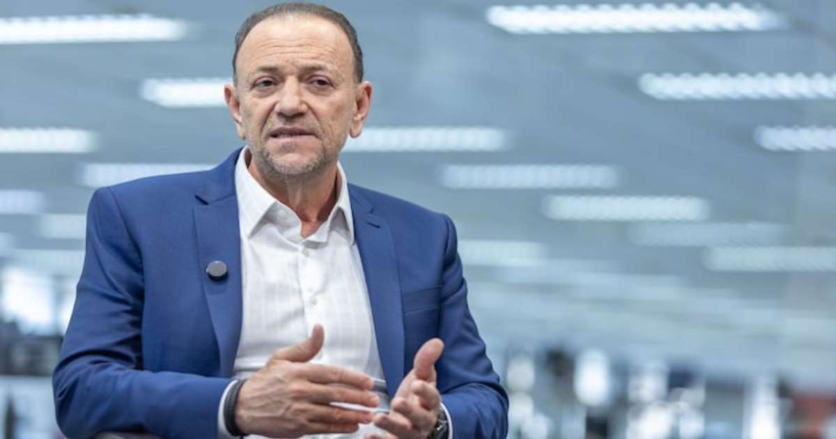 Presidente do PT volta a chamar Trump de 'maior líder fascista do século 21'