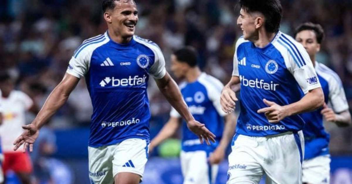 Kaiki comemora gol e destaca bom momento do Cruzeiro no Brasileirão