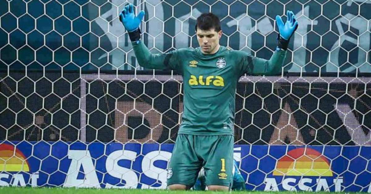Volpi elogia desempenho do Grêmio em jogo contra o São Paulo.