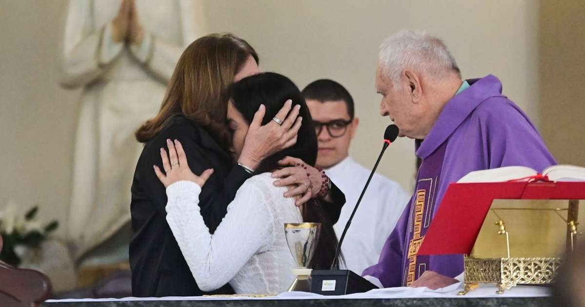Li Martins quebra silêncio com oração após missa de 7º dia do marido, JP Mantovani: 'Que eu procure mais...'