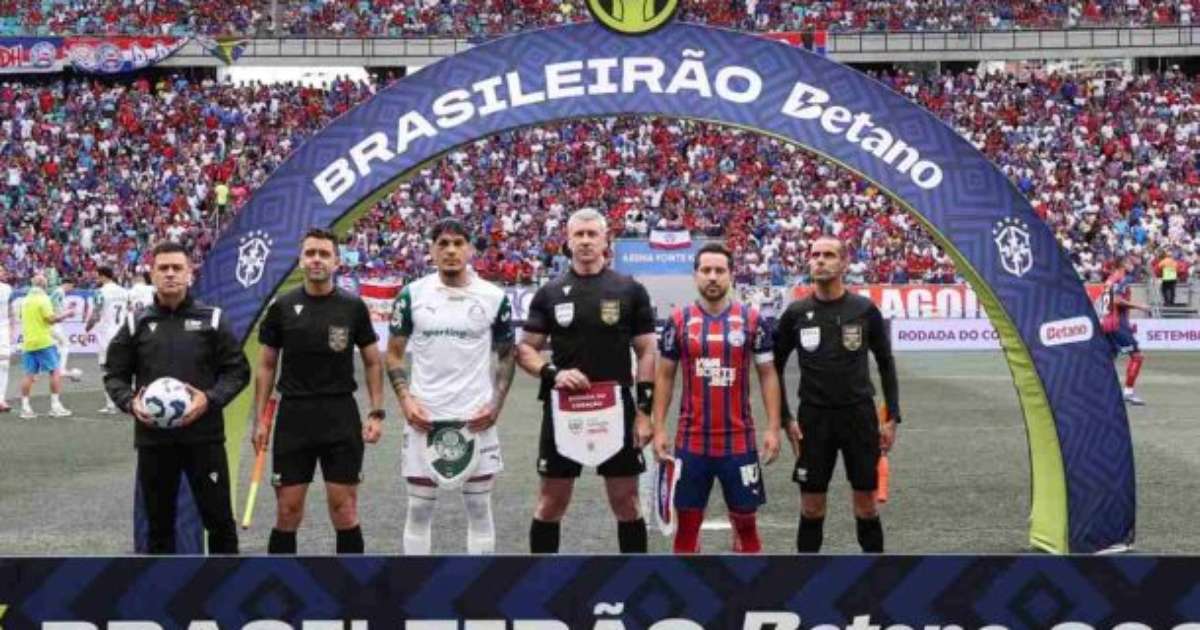 Gómez critica gramado após derrota do Palmeiras: "Preferimos jogar no sintético"