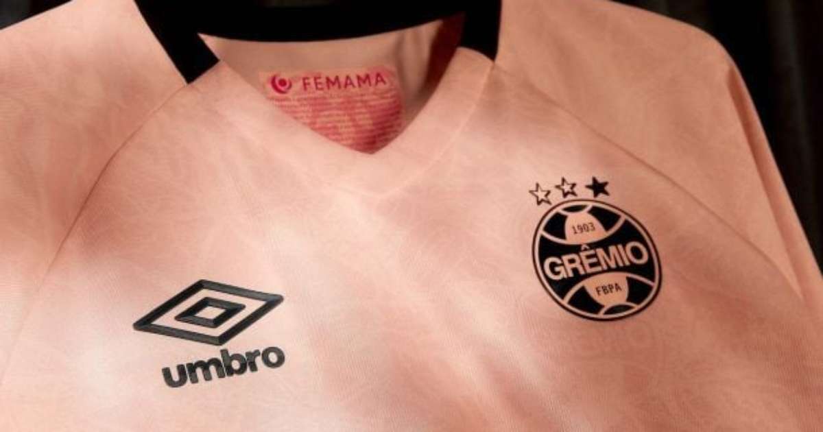 Clubes brasileiros lançam novas camisas em apoio ao Outubro Rosa.